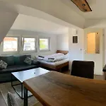 Unique Near Tivoli 卢布尔雅那