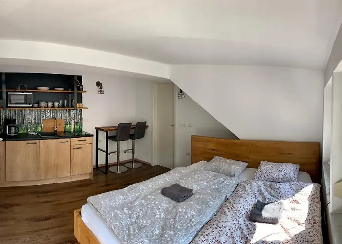 Unique Near Tivoli Lubiana