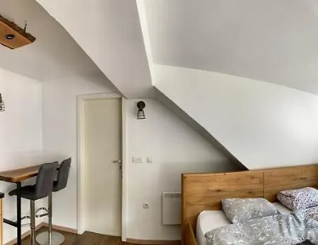 Unique Near Tivoli Apartman