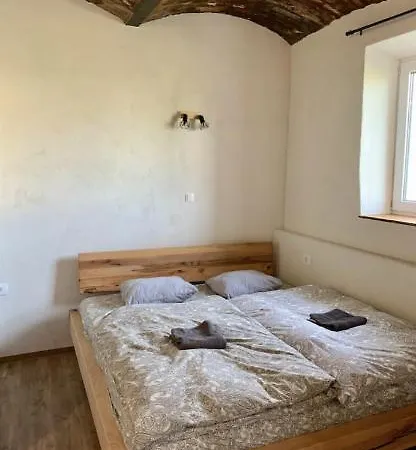 Apartman Unique Near Tivoli